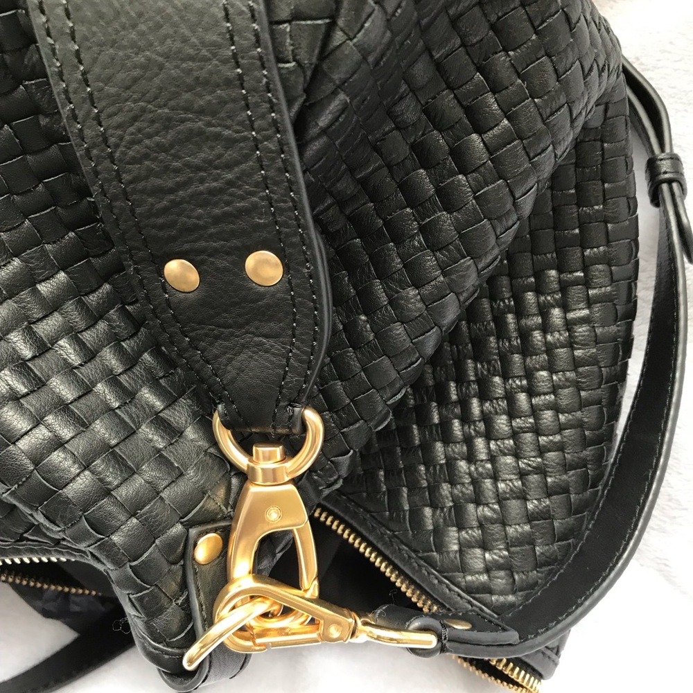 Quince Black Woven Shoulder Bag - Picture 12 of 14